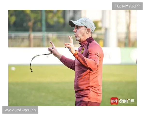 久尔杰维奇主打4231阵型 蒯纪闻担纲核心进攻重任备战思路明确 久尔杰维奇主打4231阵型 蒯纪闻担纲核心进攻重任备战思路明确